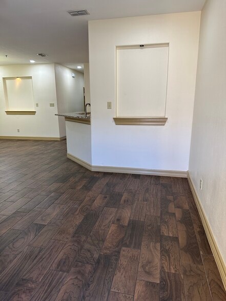 Building Photo - 8216 Casa Verde Rd