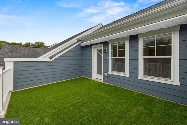 Building Photo - 1548 Meadowlark Glen Rd