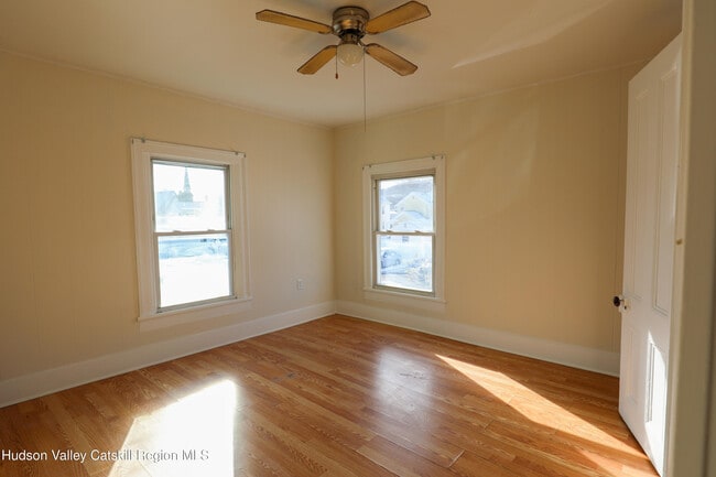 Building Photo - 180 Broadway