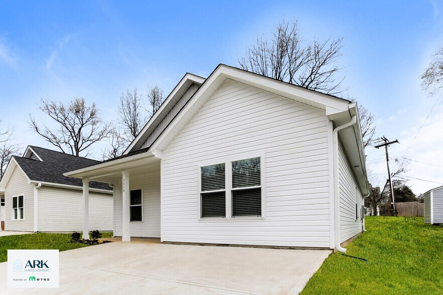 Building Photo - 2626 Hemphill St