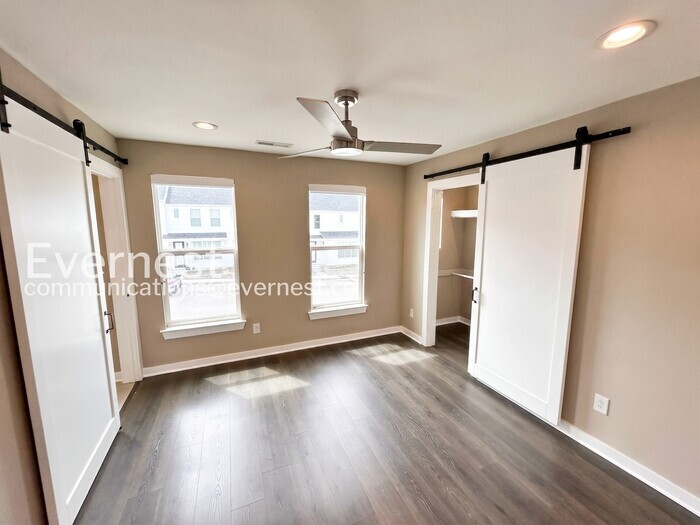 Building Photo - 207 Jeffries Wy