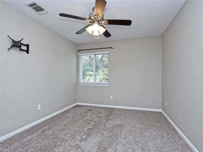 Building Photo - 7804 Diamond Trail