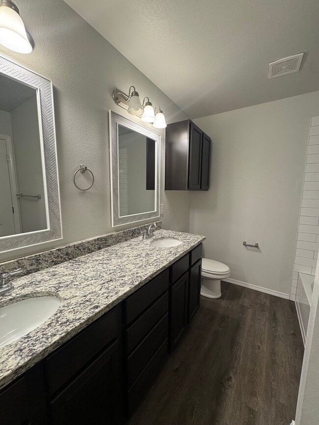 Building Photo - New build "Be the 1st to live THERE" 3/2/2 CISD 1/2 off special 1st month's rent