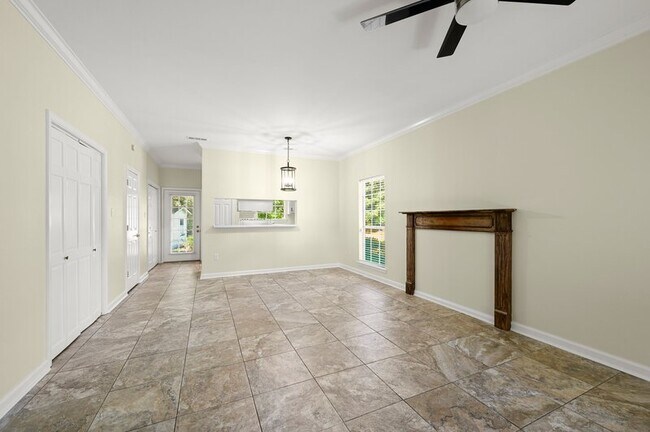 Building Photo - 5387 Rosedown Ct