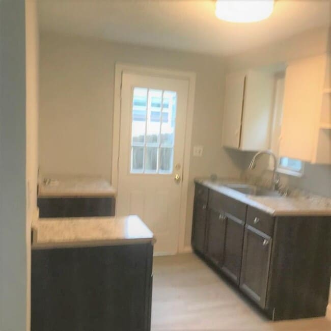Building Photo - Mount Troy Road 2878