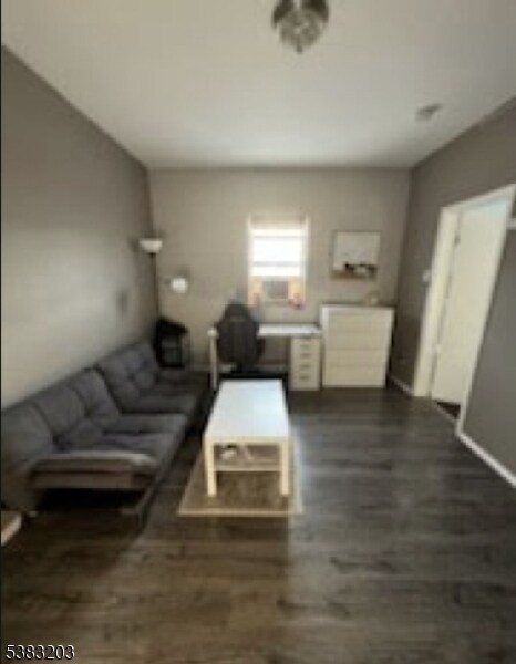 Building Photo - 70 Main St