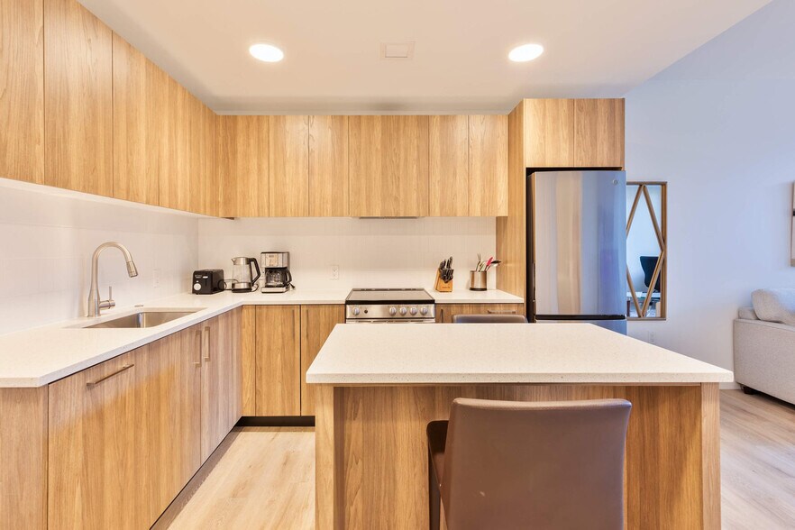 Building Photo - 60 Kilmarnock St