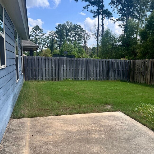 Building Photo - 9800 Bluestone Cir