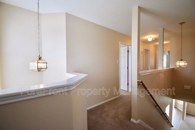 Building Photo - 10527 Cub Haven