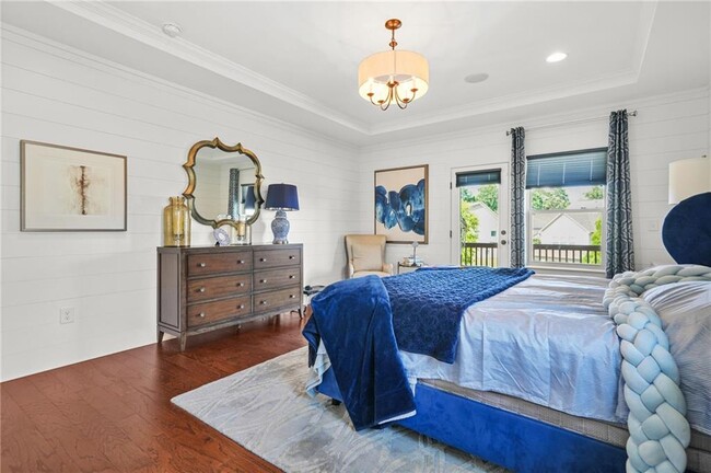 Building Photo - 705 Pressing Dr