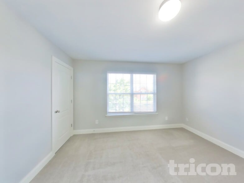 Building Photo - 1004 Abberley Cir