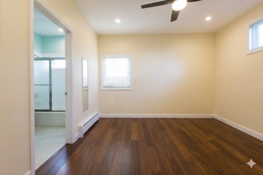Building Photo - 12620 Palms Blvd
