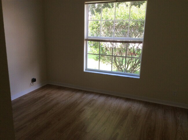 Building Photo - 4254 Whistlewood Cir