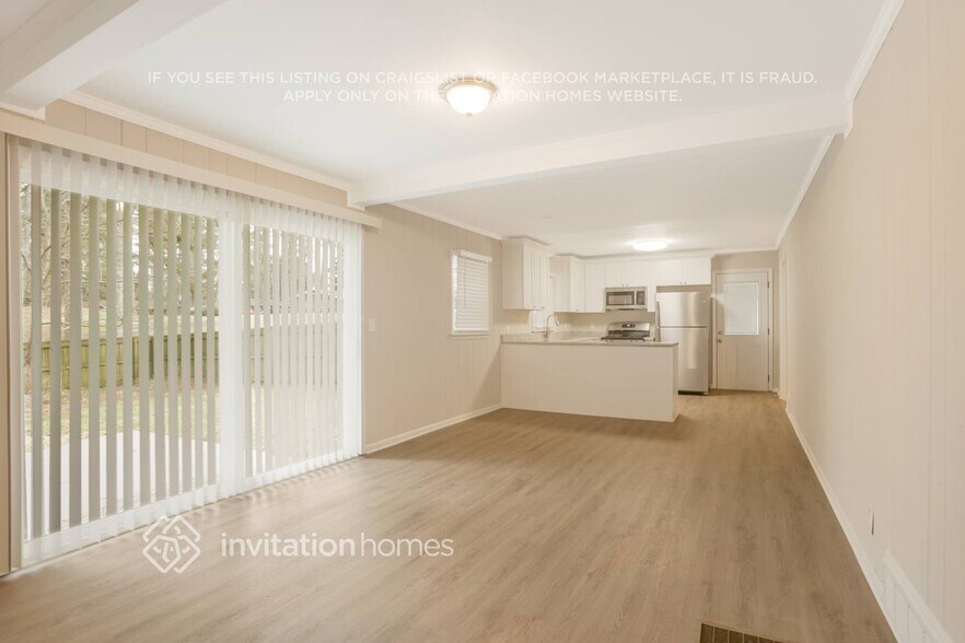 Building Photo - 1804 Timothy Dr SW