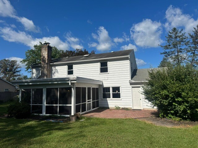 Building Photo - 108 Artillery Dr
