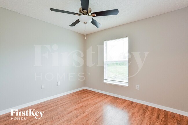 Building Photo - 3075 Blaine Cir