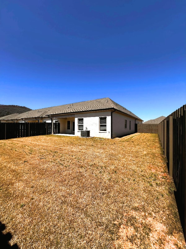 Building Photo - 6117 Ruby Grace Cir SE