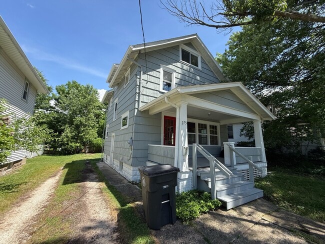 Building Photo - 275 Goodview Ave