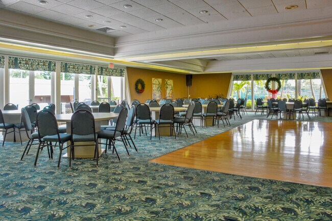 Building Photo - 1800 SE St Lucie Blvd