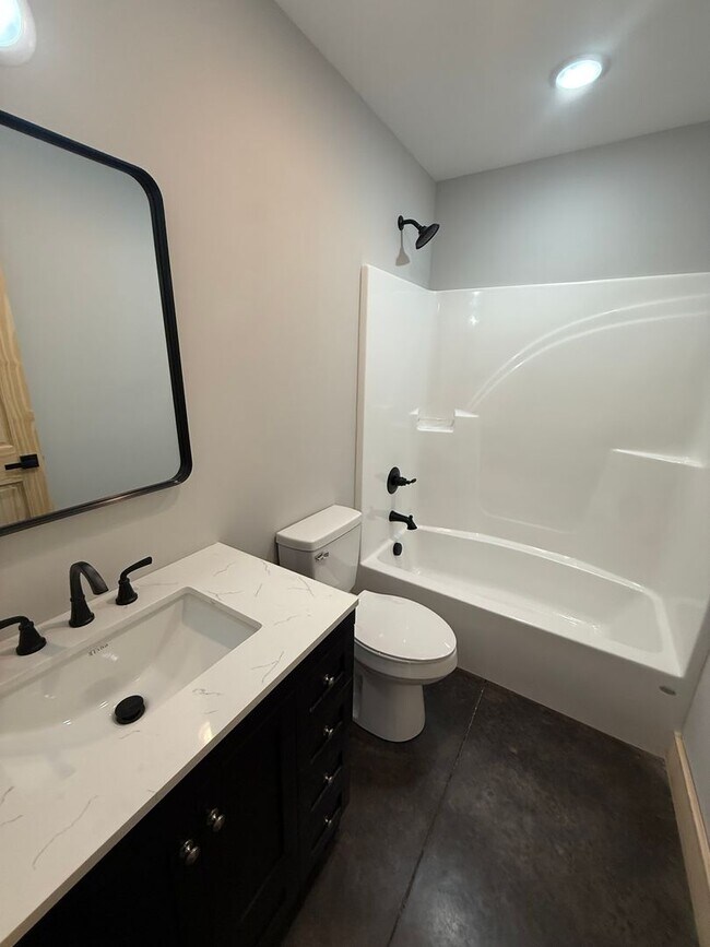 Building Photo - Brand New 3 BR Home in Charlotte