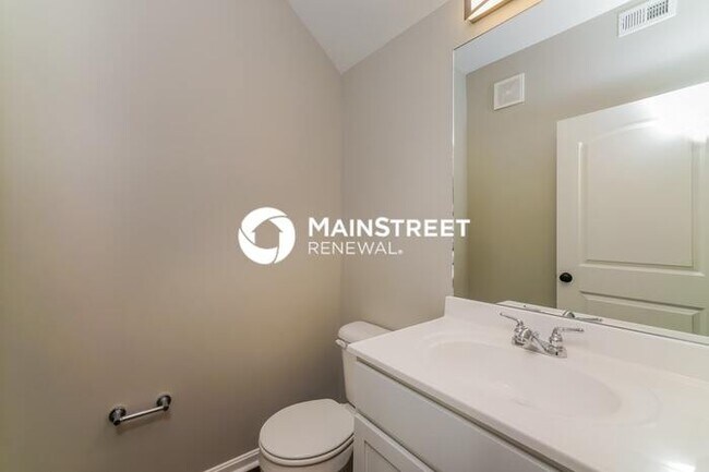 Building Photo - 3 Bedroom Pet-Friendly Home in Jeffersonvi...
