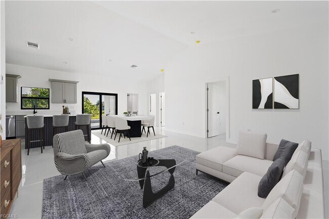 Building Photo - 2458 NW 9th Terrace