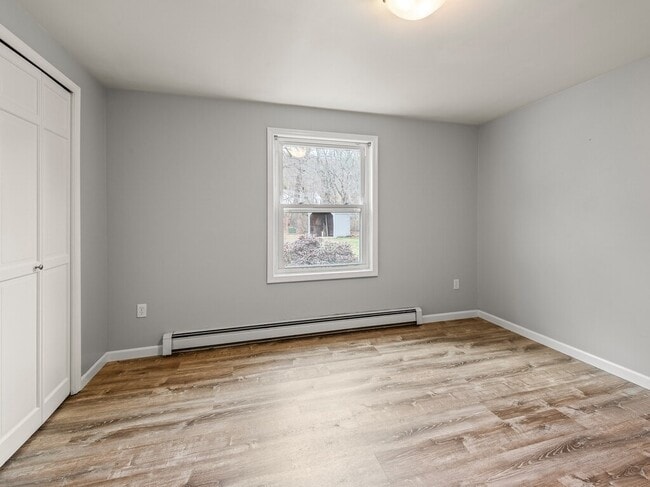 Building Photo - 281 Brooks Station Rd