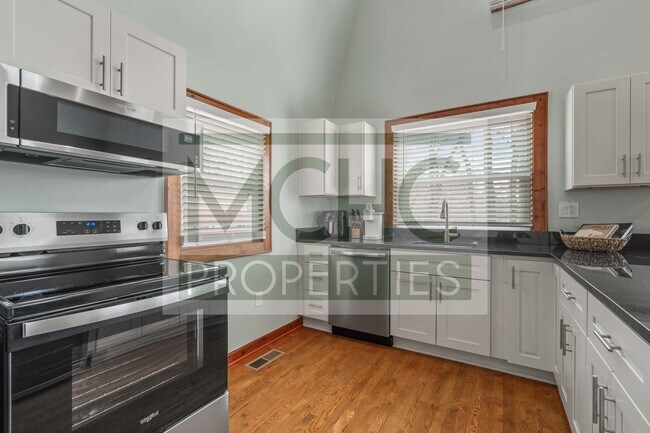 Building Photo - 14670 W 191st St