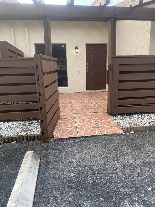 Building Photo - 803 SW 119th Way