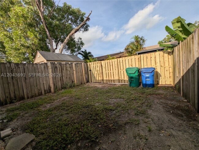 Building Photo - 7502 NW 33rd St