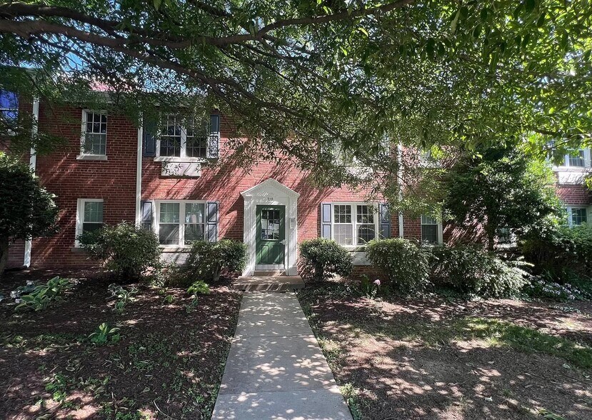 Building Photo - 310 Ashby St