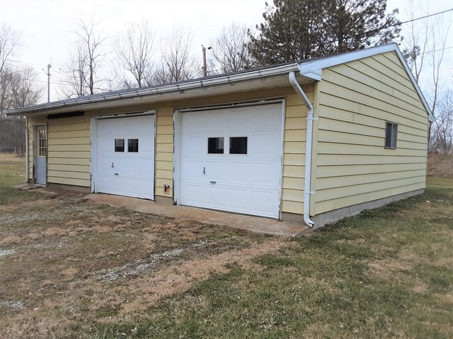 Building Photo - 4020 W Madison St