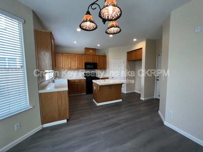 Building Photo - 1140 Dominique Dr