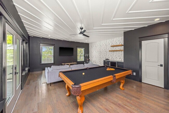 Building Photo - Luxury Living Just Minutes from Downtown Nashville