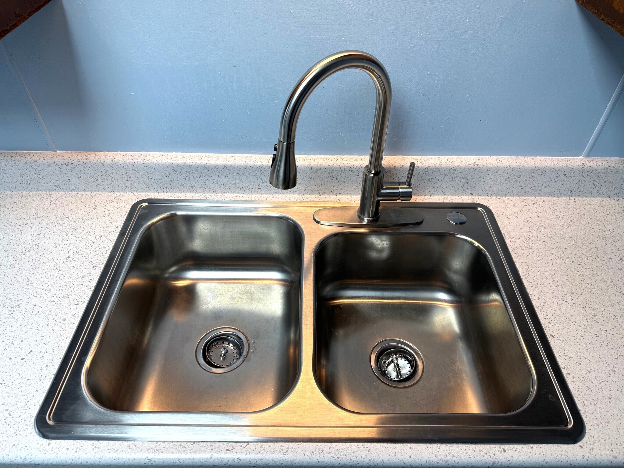 Building Photo - 314 E Dewart St