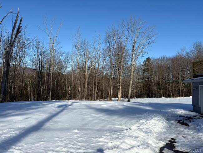 Building Photo - 241 W Lake St