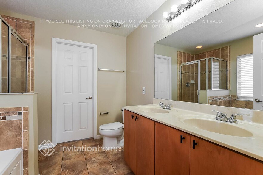 Building Photo - 2526 Sugarsand Ct