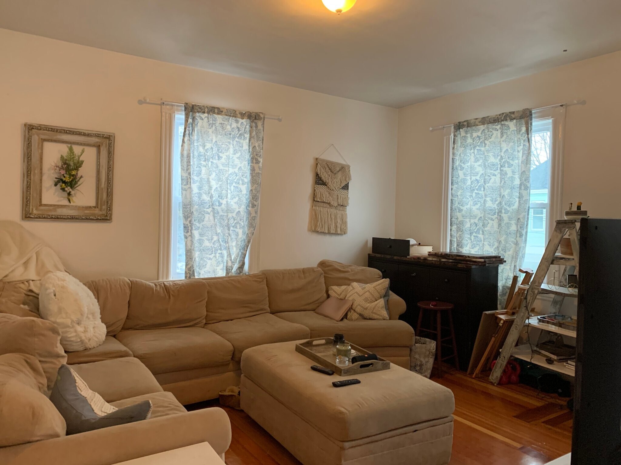 Building Photo - 16 Falkland St