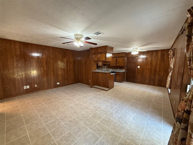 Building Photo - 7325 Ley Rd