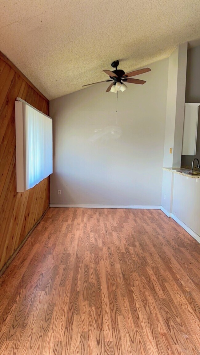 Building Photo - 15313 Santa Gertrudes Ave