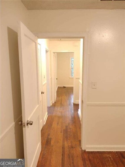 Building Photo - 131 Garrison Rd SE