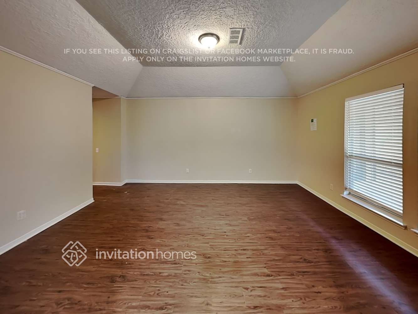 Building Photo - 2227 Briarwest Blvd