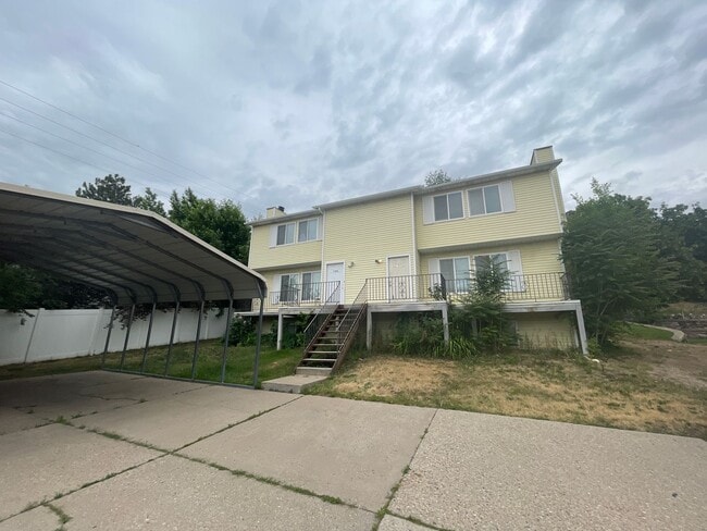 Building Photo - 785-787 S 200 E