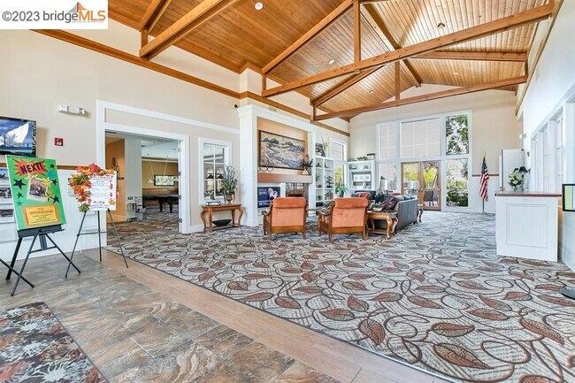 Building Photo - 935 Centennial Dr