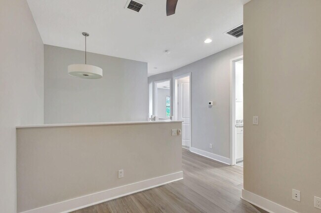 Building Photo - 4924 Pointe Midtown Way
