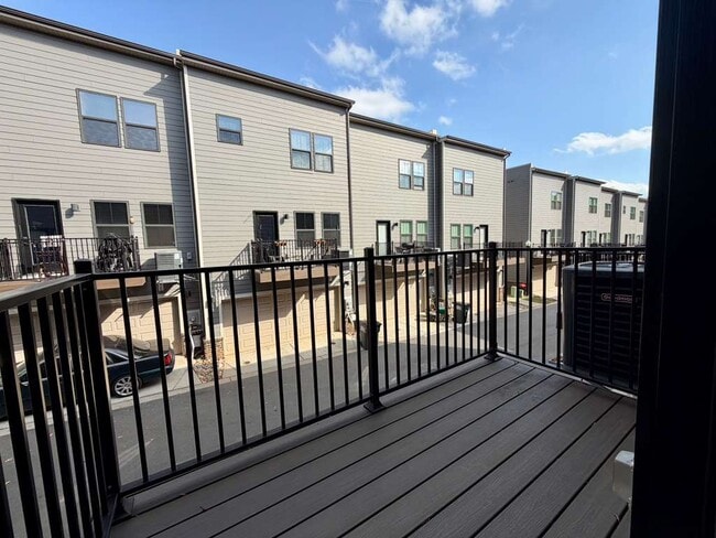 Building Photo - 216 Russell Br Ln