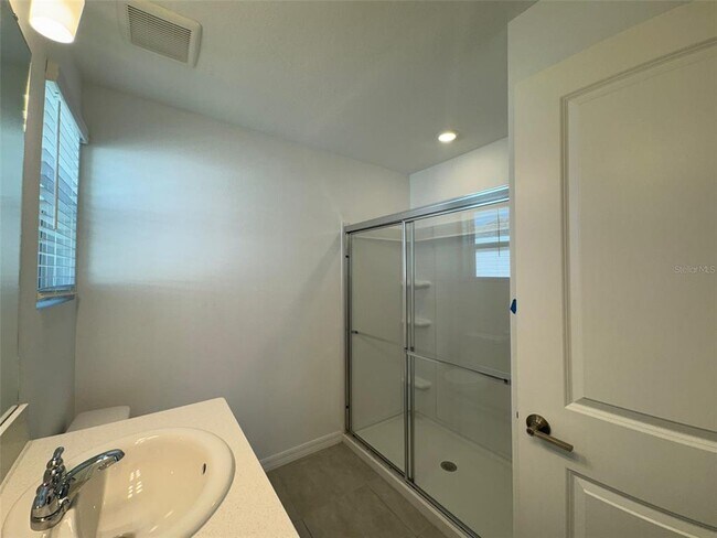 Building Photo - 3133 Skyline Lp