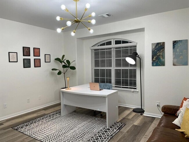 Building Photo - 24834 Puccini Pl
