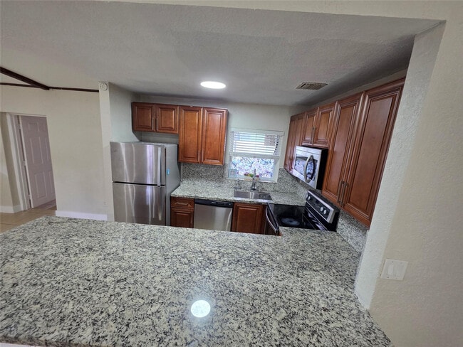 Building Photo - 341 Delaware Ave