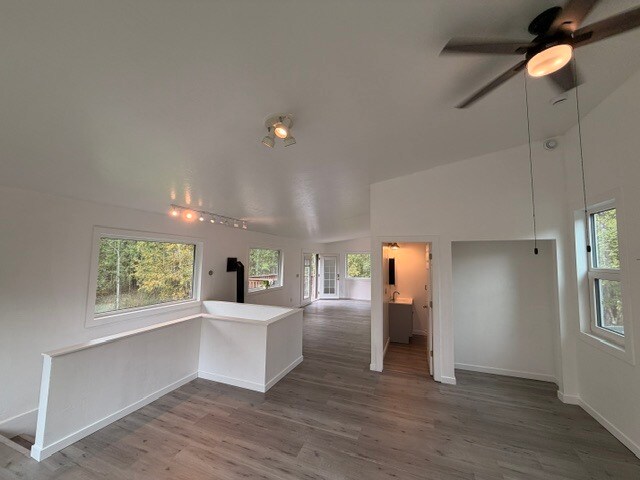 Building Photo - 4500 Willow Cir
